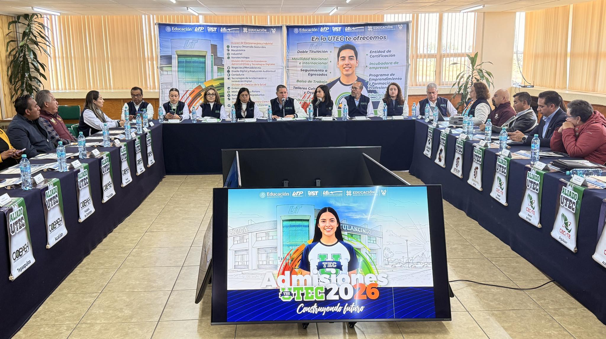 Fortalecen vinculación educativa entre la UTEC y bachilleratos de la región