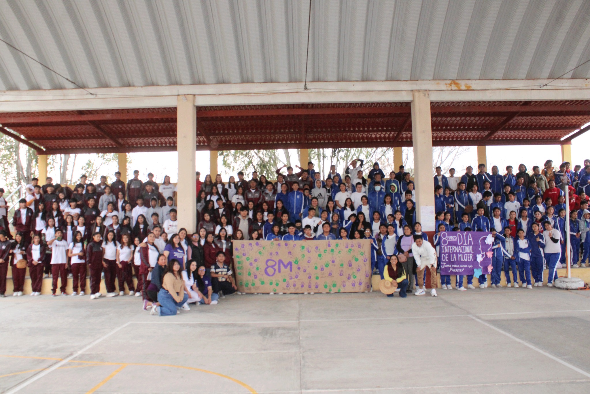 Realizan actividades de concientizacion por el 8M en comunidad de Huichapan