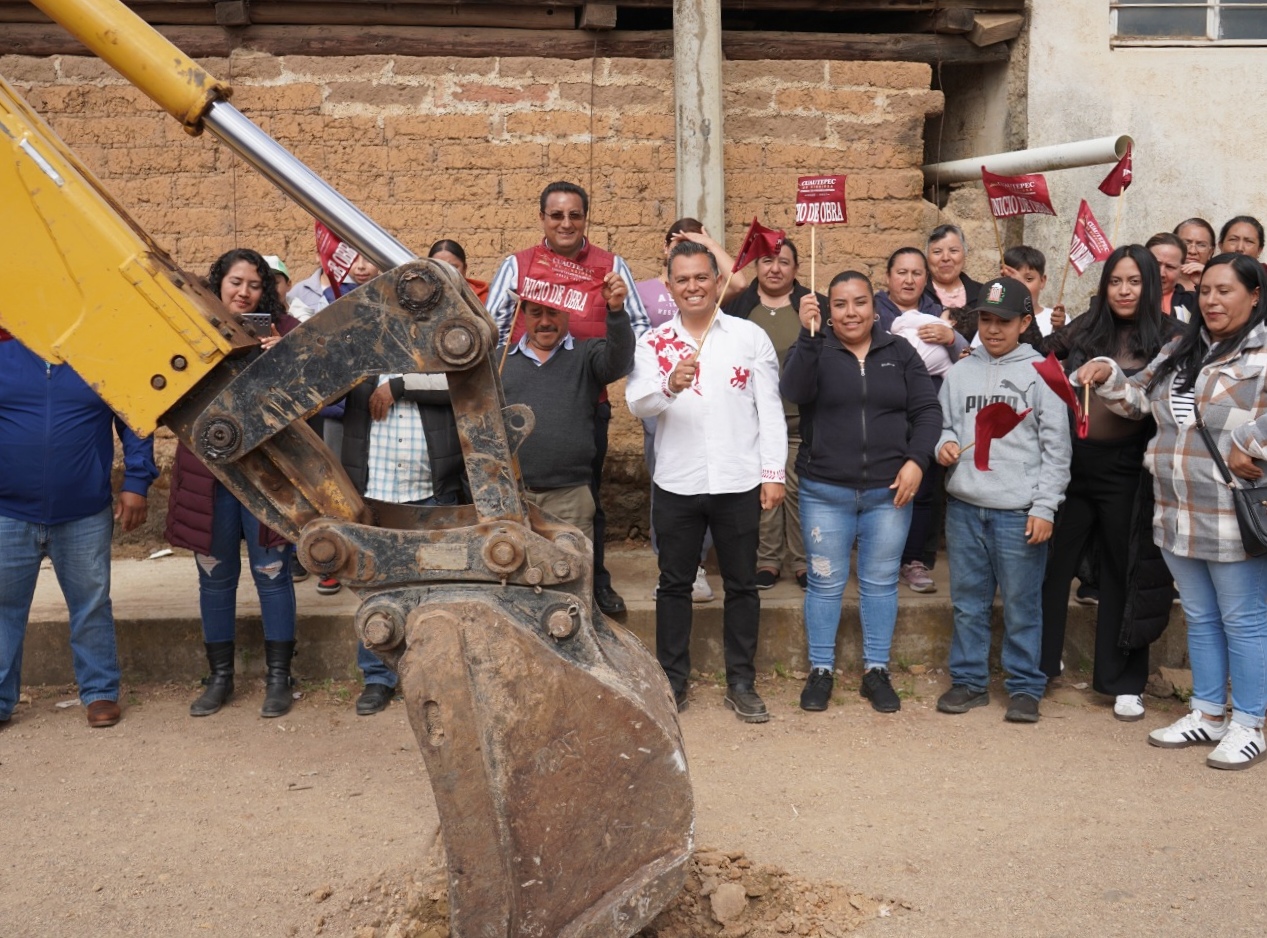 Inician trabajos de pavimentación hidráulica en Tezoncualpan, Cuautepec