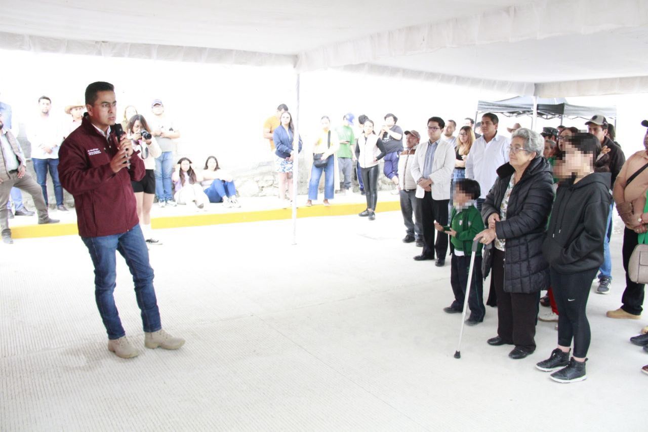 Después de 40 años, inauguran pavimentación de la calle Camino a San Marcos en Santa Rita