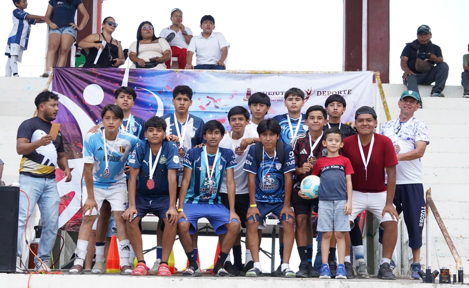 Copa Tordo reúne a equipos de varios estados y fortalece el deporte infantil en Huejutla