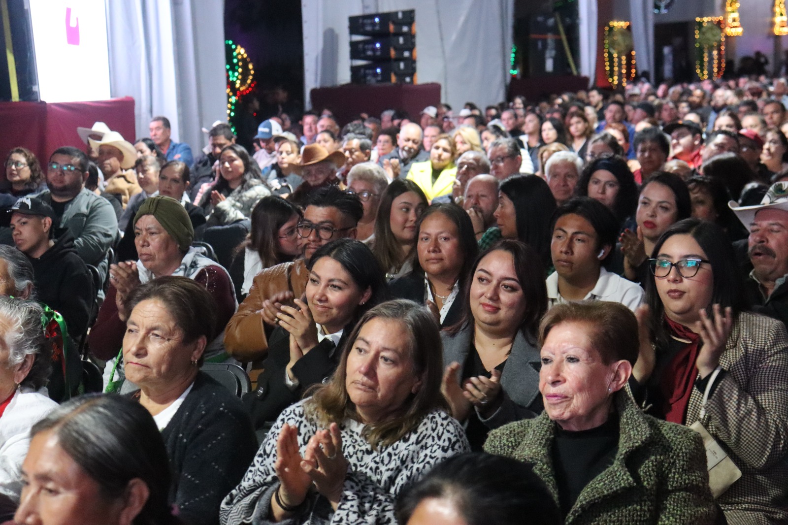 Jorge Hernández Araus rinde su Segundo Informe de Gobierno ante cientos de ciudadanos en Cuautepec