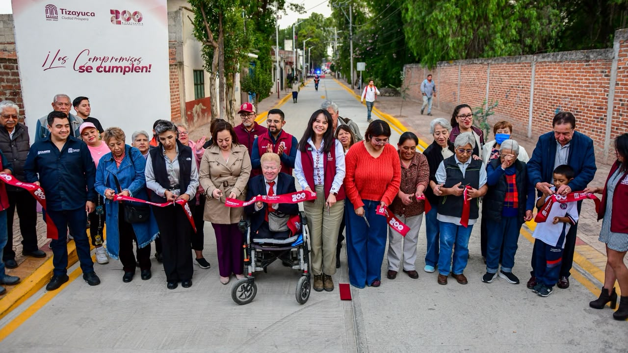 Entregan pavimentación de concreto hidráulico en la calle Felipe Ángeles de Nacozari; inversión supera los 4.6 millones de pesos