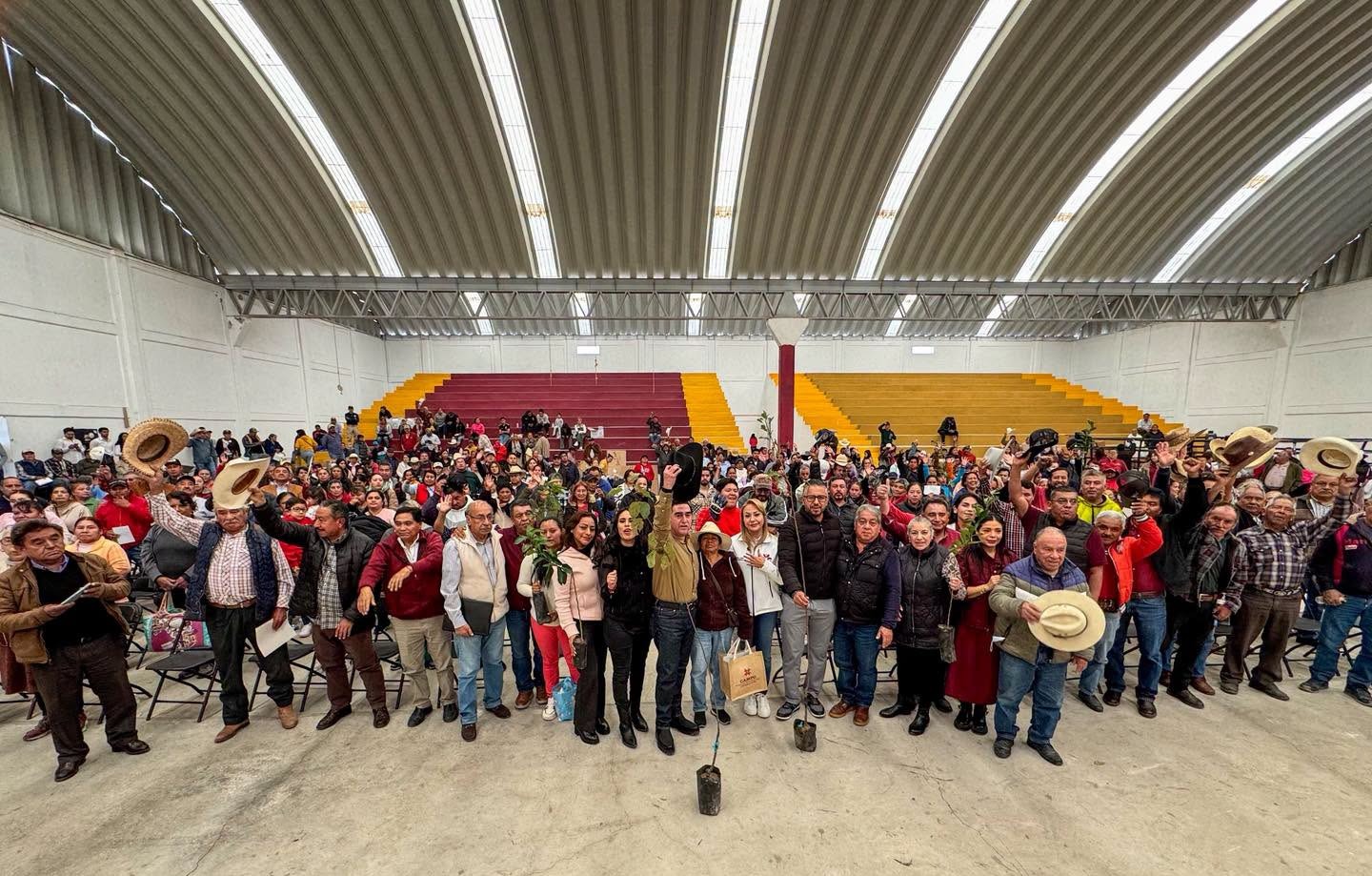 Zapotlán de Juárez es sede de la entrega de apoyos agropecuarios para productores de ocho municipios de Hidalgo